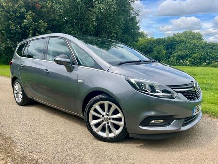 VAUXHALL ZAFIRA TOURER 1.4i Turbo Elite Nav Euro 6 5dr